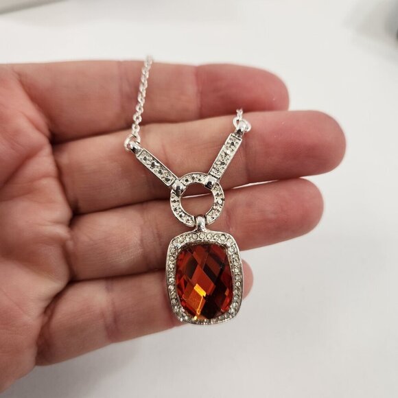 Avon Monaco Nights Drop Earrings Pendant Necklace Gift Sets Purple & Red NEW - Picture 13 of 15